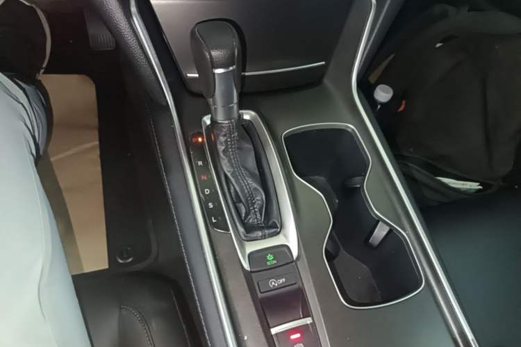 Used Honda Accord 2022 260TURBO Luxury Edition Gear Lever