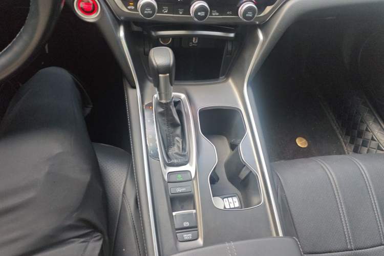 Used Honda Accord 2022 260TURBO Luxury Edition Gear Lever