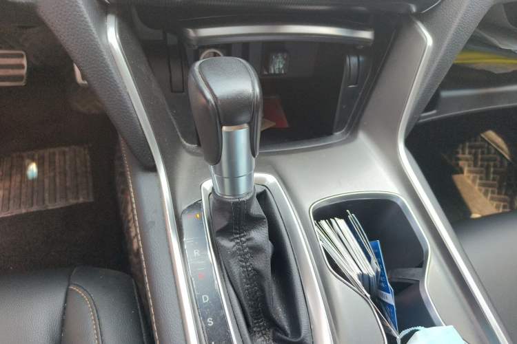 Used Honda Accord 2022 260TURBO Phantom Night · Prestige Edition Gear Lever