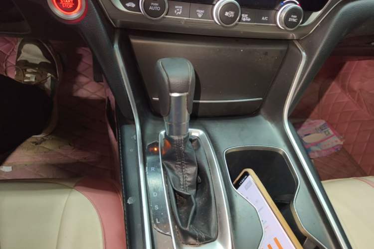 Used Honda Accord 2022 260TURBO Luxury Edition Gear Lever