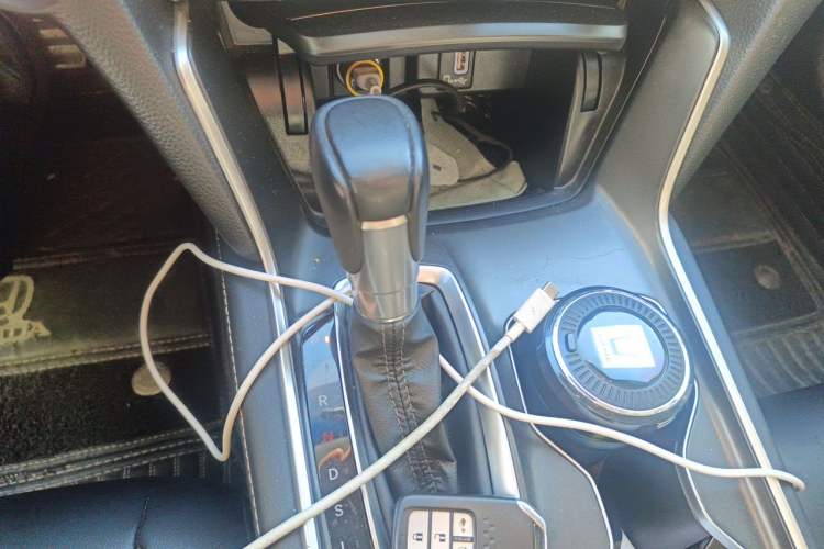 Used Honda Accord 2022 260TURBO Phantom Night · Prestige Edition Gear Lever