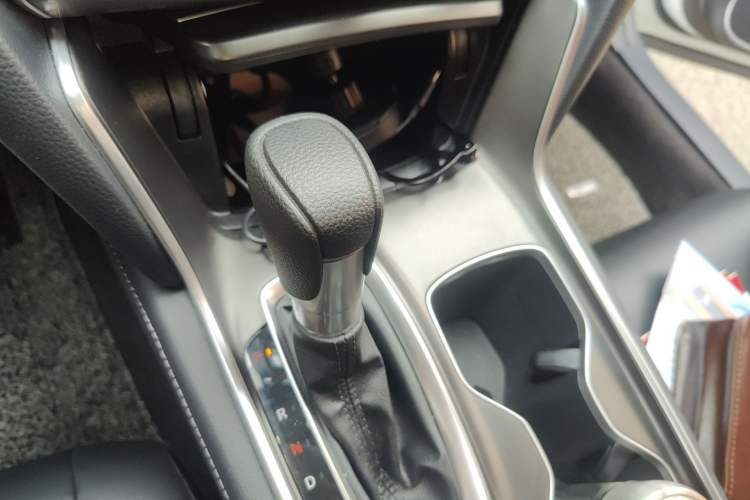 Used Honda Accord 2022 260TURBO Luxury Edition Gear Lever