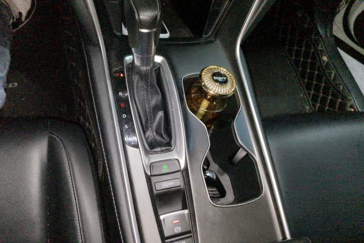Used Honda Accord 2022 260TURBO Luxury Edition Gear Lever
