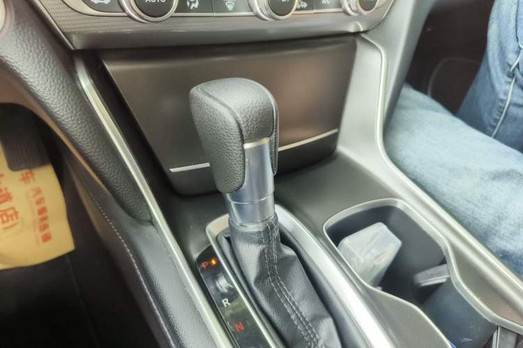 Used Honda Accord 2022 260TURBO Luxury Edition Gear Lever
