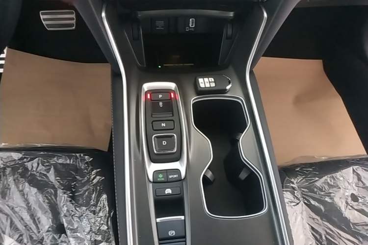Used Honda Accord 2022 Xing·Hybrid 2.0L Phantom Night·Sharp Intelligence Edition Gear Lever