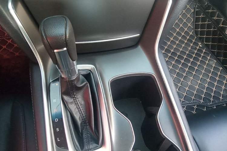 Used Honda Accord 2022 260TURBO Luxury Edition Gear Lever