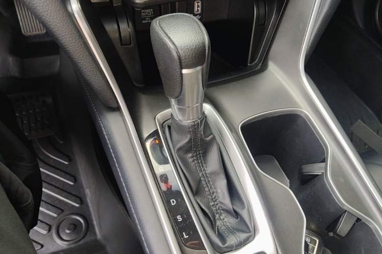 Used Honda Accord 2022 260TURBO Luxury Edition Gear Lever