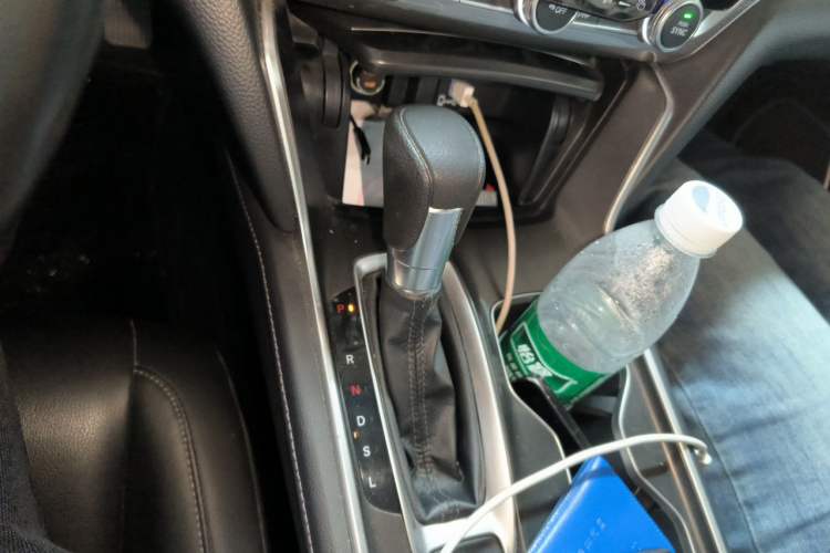 Used Honda Accord 2022 260TURBO Luxury Edition Gear Lever