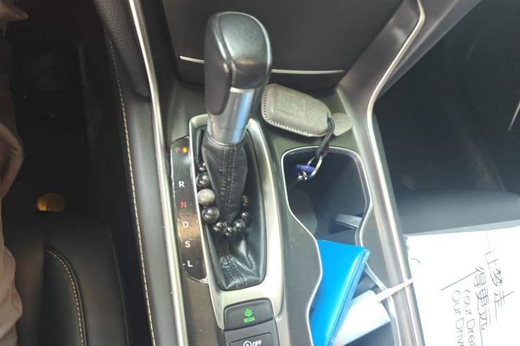 Used Honda Accord 2022 260TURBO Phantom Night · Prestige Edition Gear Lever