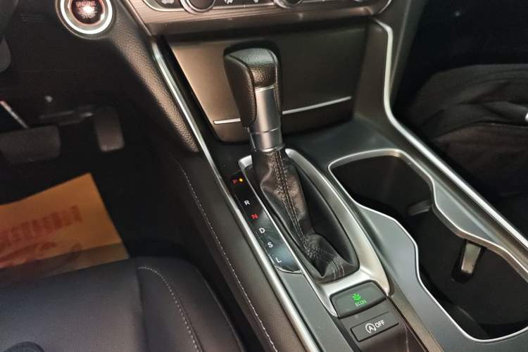 Used Honda Accord 2022 260TURBO Luxury Edition Gear Lever