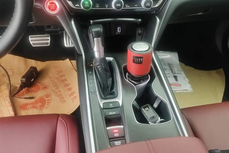 Used Honda Accord 2022 260TURBO Phantom Night · Prestige Edition Gear Lever