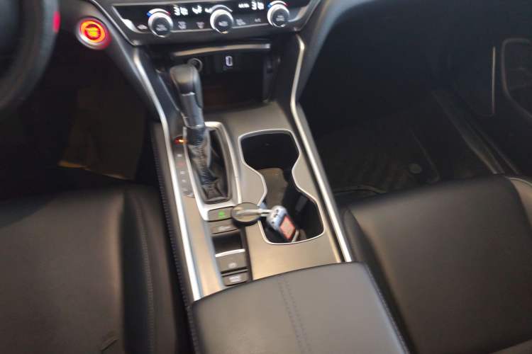 Used Honda Accord 2022 260TURBO Luxury Edition Gear Lever