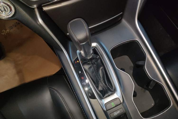 Used Honda Accord 2022 260TURBO Luxury Edition Gear Lever