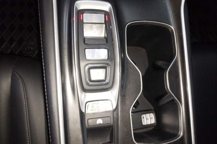 Used Honda Accord 2022 Xing·Hybrid 2.0L Xingling Version Gear Lever