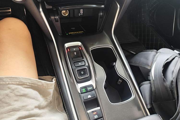 Used Honda Accord 2022 Xing·Hybrid 2.0L Phantom Night·Sharp Intelligence Edition Gear Lever