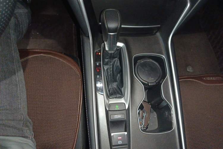 Used Honda Accord 2022 260TURBO Luxury Edition Gear Lever