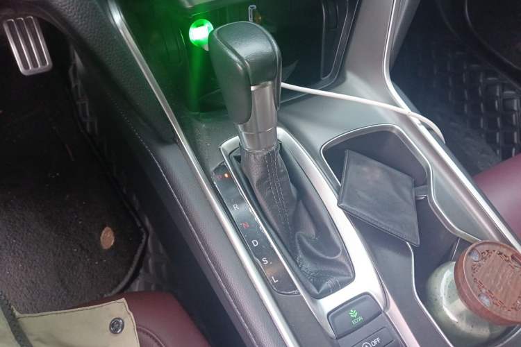 Used Honda Accord 2022 260TURBO Phantom Night · Prestige Edition Gear Lever
