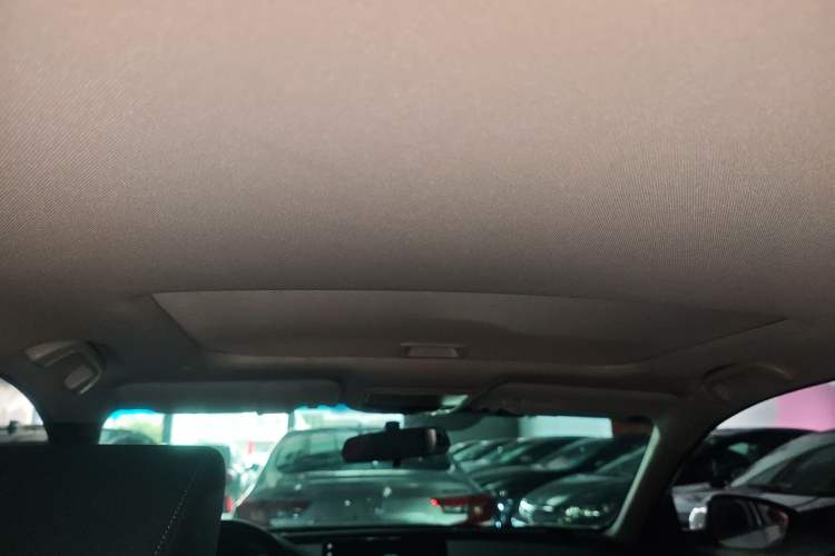 Used Honda Accord 2022 260TURBO Luxury Edition Headliner