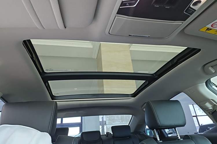 Used Honda Accord 2022 260TURBO Phantom Night · Prestige Edition Headliner