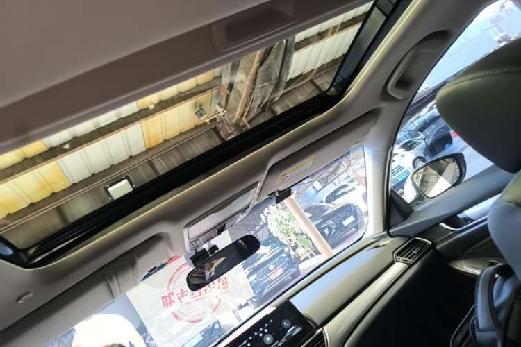Used Honda Accord 2022 260TURBO Luxury Edition Headliner