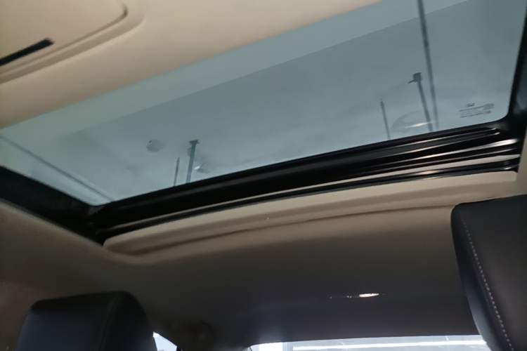 Used Honda Accord 2022 260TURBO Luxury Edition Headliner