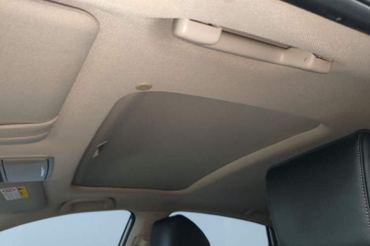 Used Honda Accord 2022 260TURBO Luxury Edition Headliner