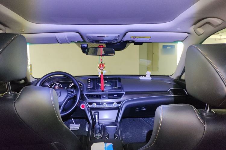 Used Honda Accord 2022 260TURBO Phantom Night · Prestige Edition Headliner