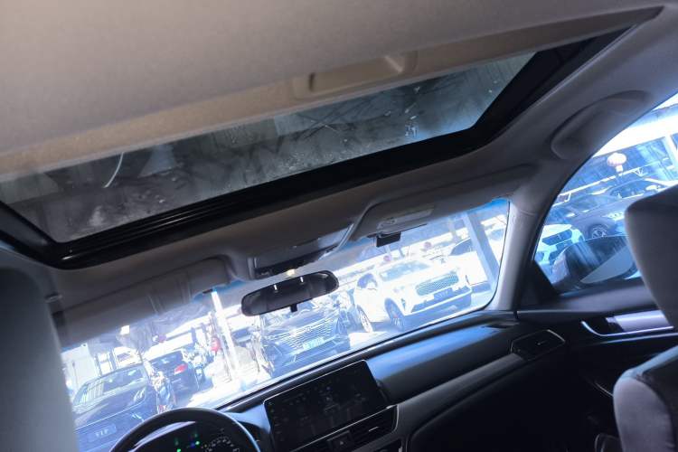 Used Honda Accord 2022 260TURBO Luxury Edition Headliner