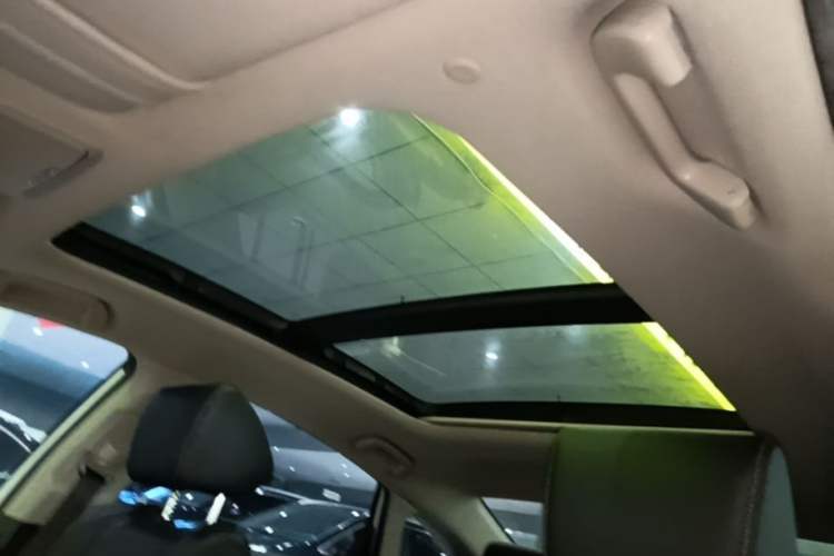 Used Honda Accord 2022 260TURBO Phantom Night · Prestige Edition Headliner