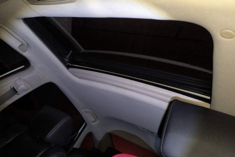 Used Honda Accord 2022 260TURBO Luxury Edition Headliner