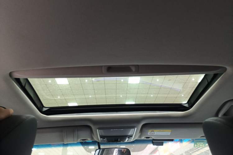 Used Honda Accord 2022 260TURBO Luxury Edition Headliner