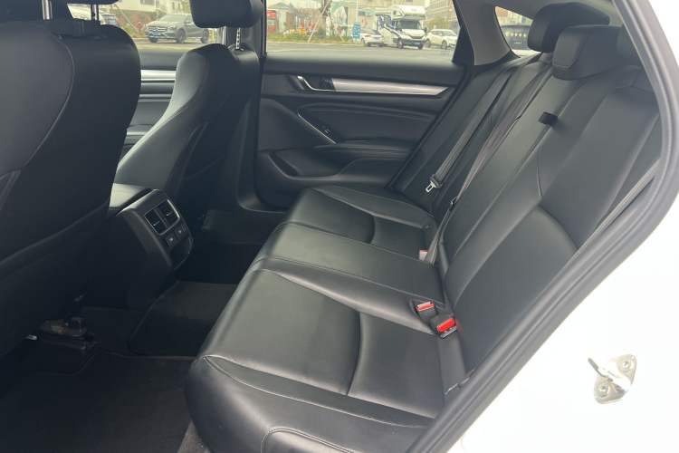 Used Honda Accord 2022 260TURBO Luxury Edition Interior 11