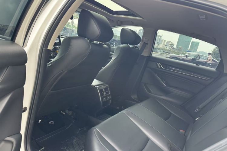Used Honda Accord 2022 260TURBO Luxury Edition Interior 2