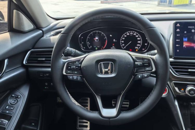 Used Honda Accord 2022 260TURBO Phantom Night · Prestige Edition Interior 2