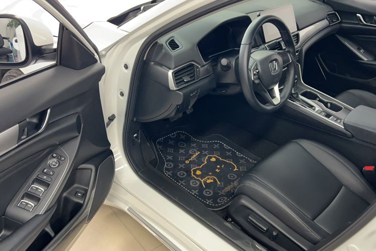 Used Honda Accord 2022 260TURBO Luxury Edition Interior 2
