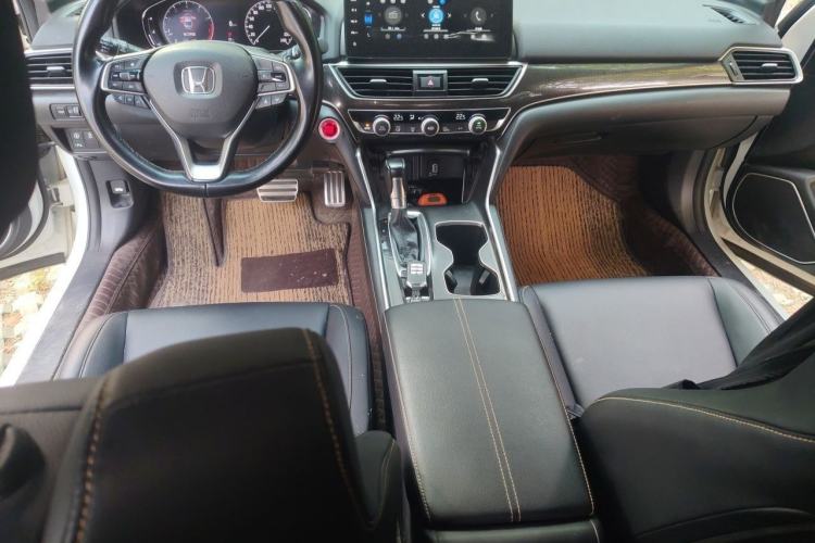 Used Honda Accord 2022 260TURBO Phantom Night · Prestige Edition Interior 2