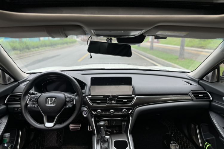 Used Honda Accord 2022 260TURBO Phantom Night · Prestige Edition Interior 2