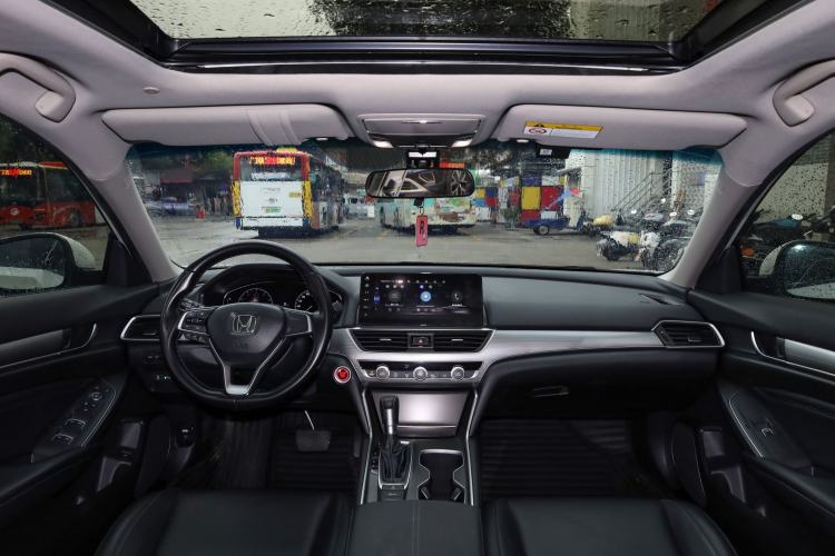 Used Honda Accord 2022 260TURBO Luxury Edition Interior 2