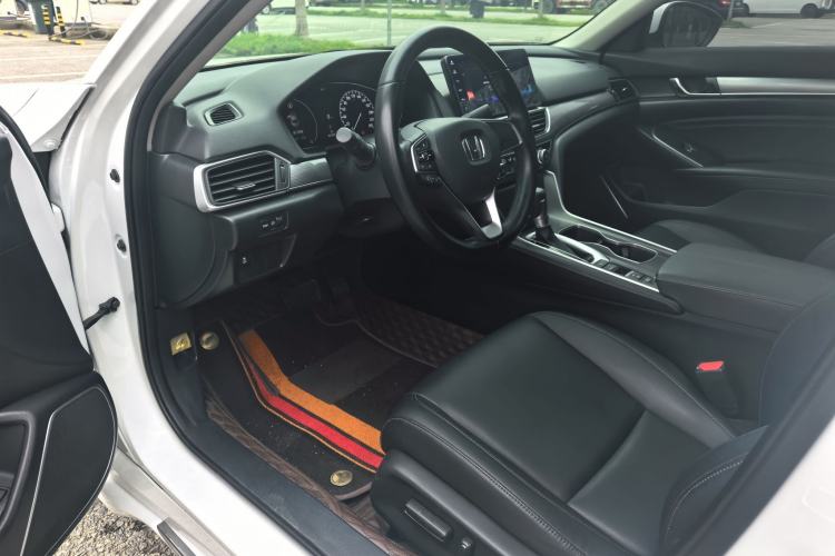 Used Honda Accord 2022 260TURBO Luxury Edition Interior 2