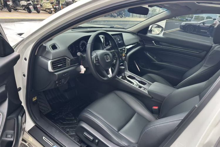 Used Honda Accord 2022 260TURBO Luxury Edition Interior 3