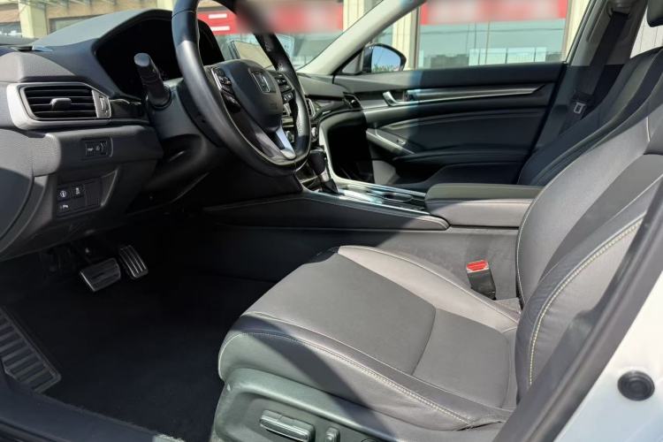 Used Honda Accord 2022 260TURBO Phantom Night · Prestige Edition Interior 3