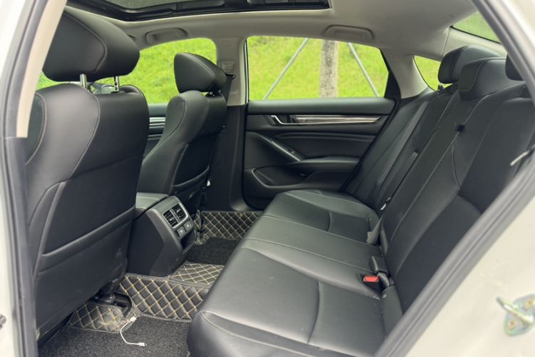 Used Honda Accord 2022 260TURBO Phantom Night · Prestige Edition Interior 3