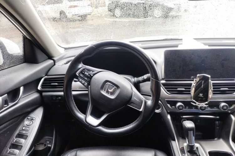 Used Honda Accord 2022 260TURBO Luxury Edition Interior 3