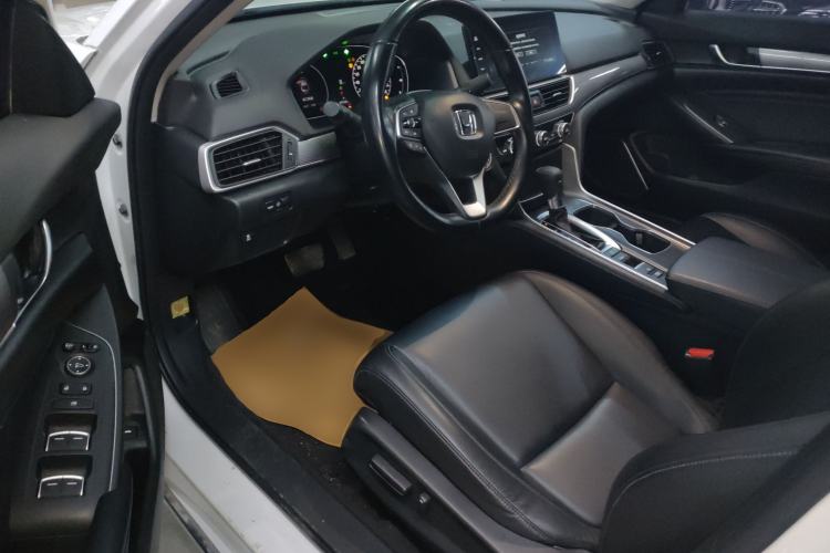 Used Honda Accord 2022 260TURBO Luxury Edition Interior 3