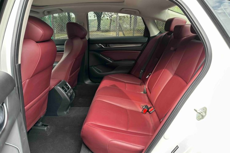 Used Honda Accord 2022 260TURBO Phantom Night · Prestige Edition Interior 4