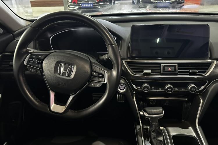 Used Honda Accord 2022 260TURBO Phantom Night · Prestige Edition Interior 4