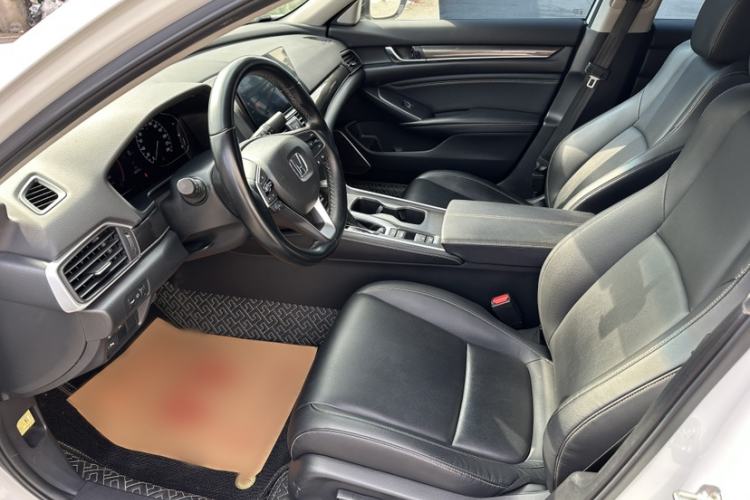 Used Honda Accord 2022 260TURBO Phantom Night · Prestige Edition Interior 4