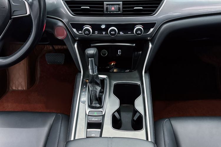 Used Honda Accord 2022 260TURBO Luxury Edition Interior 4