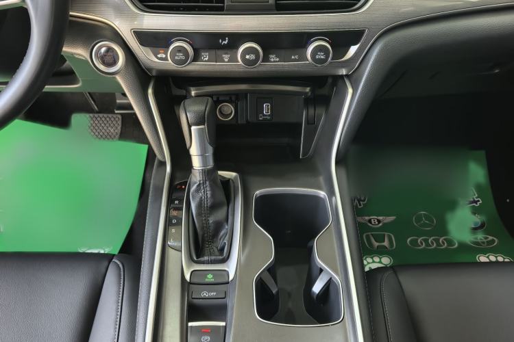 Used Honda Accord 2022 260TURBO Luxury Edition Interior 5
