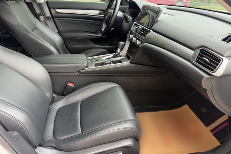 Used Honda Accord 2022 260TURBO Luxury Edition Interior 5